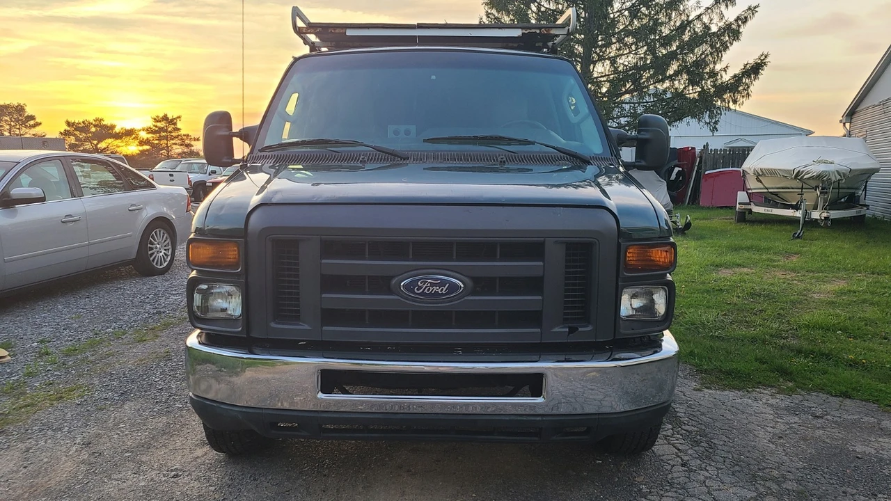 2009 Ford Econoline Van - Image 3 of 20