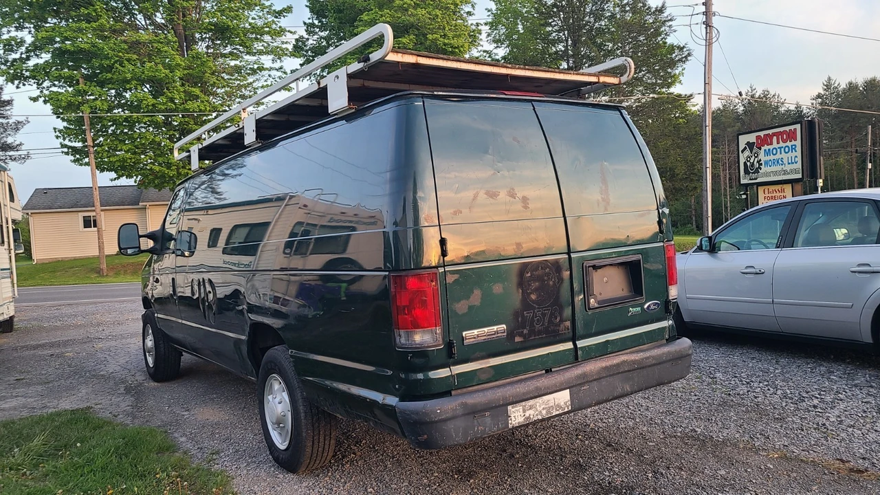 2009 Ford Econoline Van - Image 8 of 20