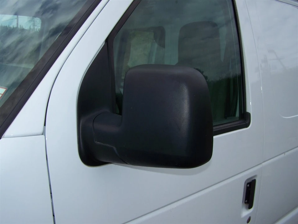 2009 Ford Econoline Van - Image 19 of 31