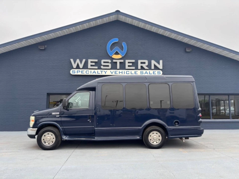 2009 Ford Econoline Van - Image 3 of 12