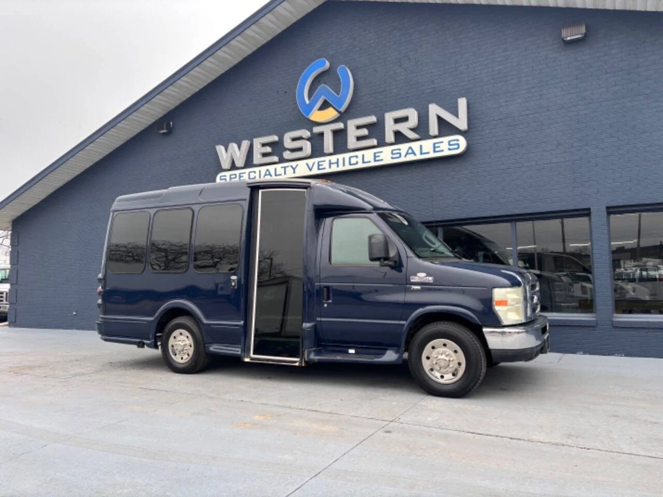 2009 Ford Econoline Van - Image 9 of 12