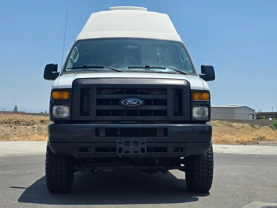 2009 Ford Econoline Van - Image 6 of 31