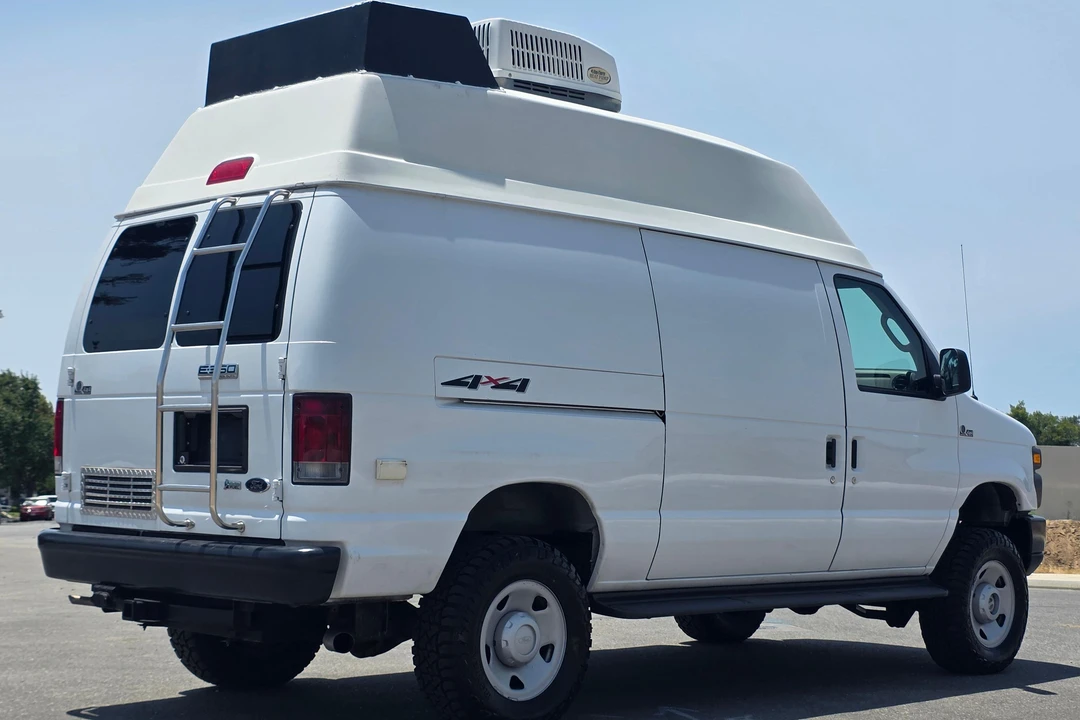 2009 Ford Econoline Van - Image 5 of 31