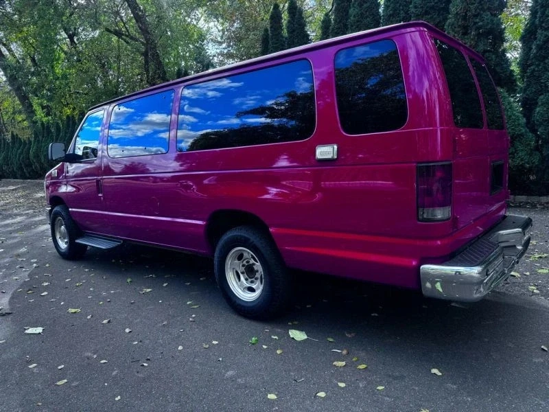 2009 Ford Econoline Van - Image 5 of 12