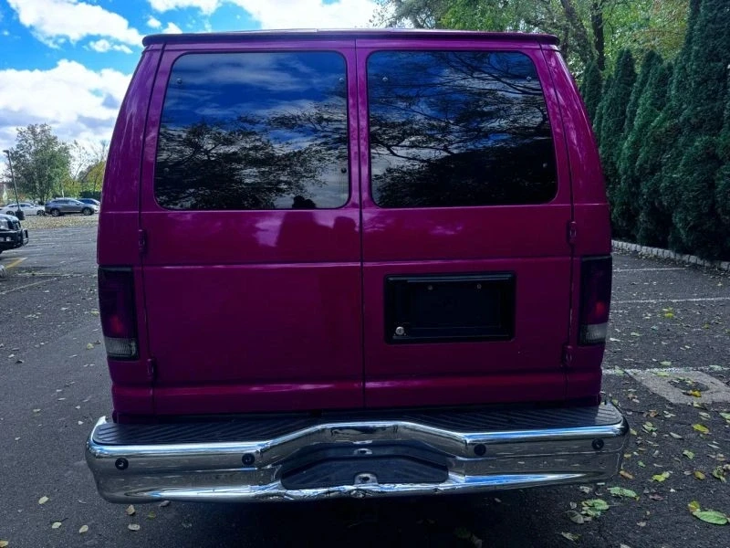 2009 Ford Econoline Van - Image 6 of 12