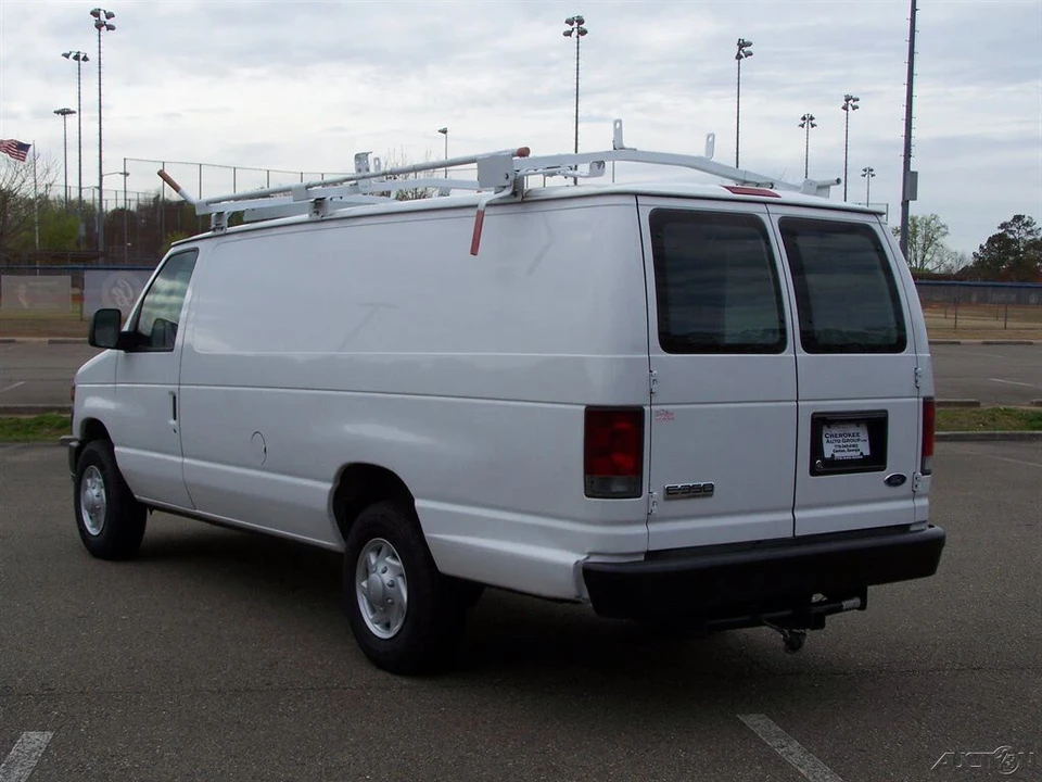 2009 Ford Econoline Van - Image 4 of 12