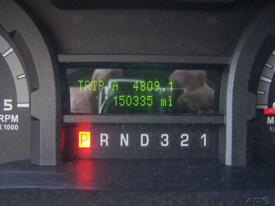 2009 Ford Econoline Van - Image 8 of 12