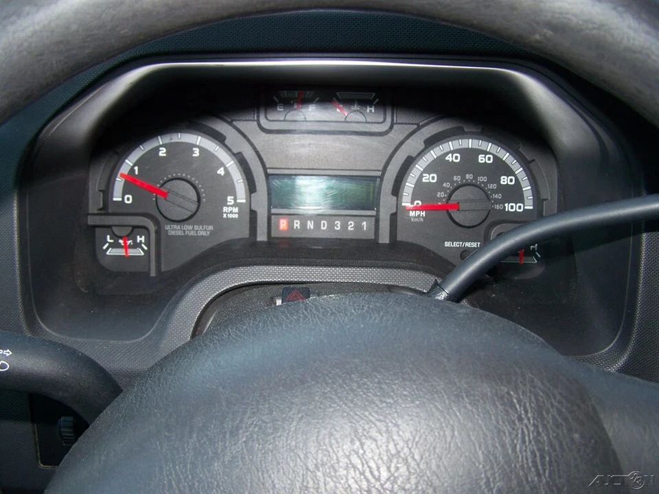 2009 Ford Econoline Van - Image 9 of 12