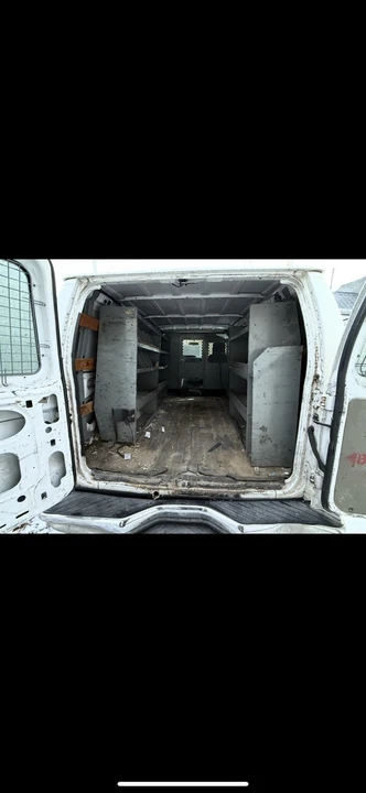 2009 Ford Econoline Van - Image 9 of 10
