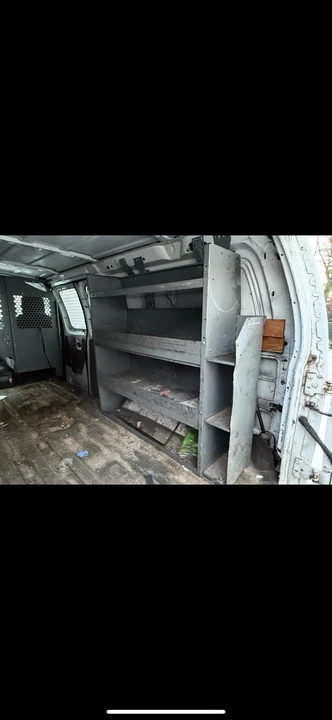 2009 Ford Econoline Van - Image 3 of 10