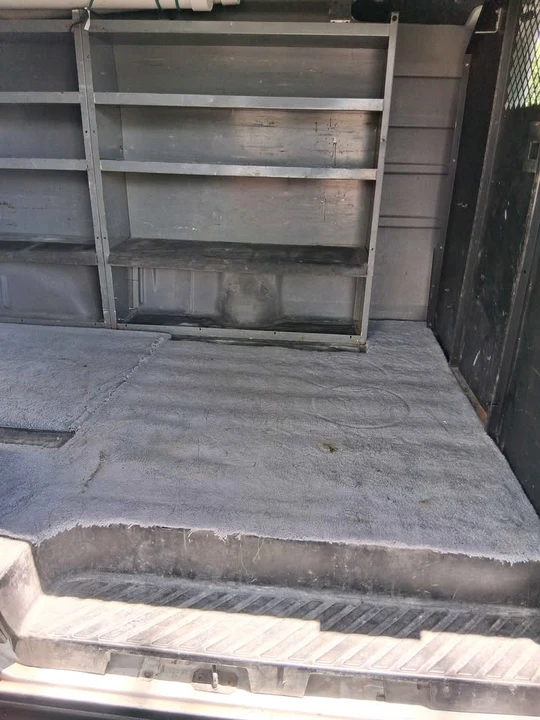 2009 Ford Econoline Van - Image 13 of 16