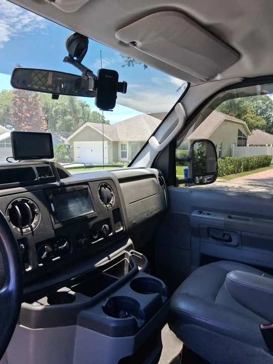 2009 Ford Econoline Van - Image 6 of 16