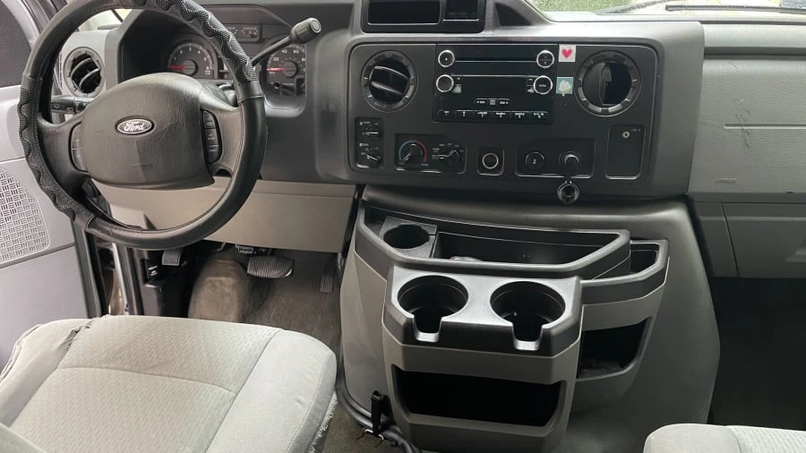 2009 Ford Econoline Van - Image 7 of 12