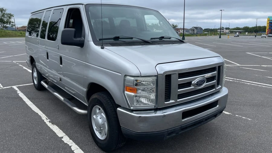 2009 Ford Econoline Van - Image 9 of 12