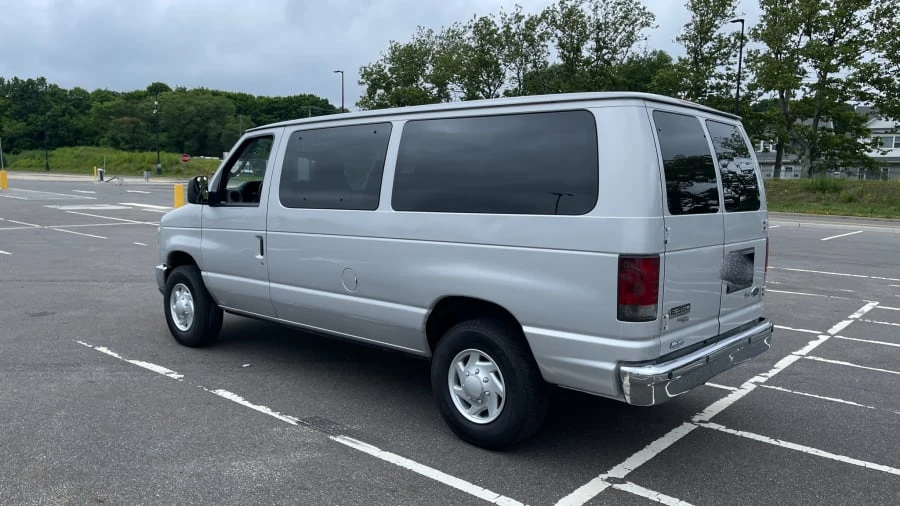 2009 Ford Econoline Van - Image 3 of 12