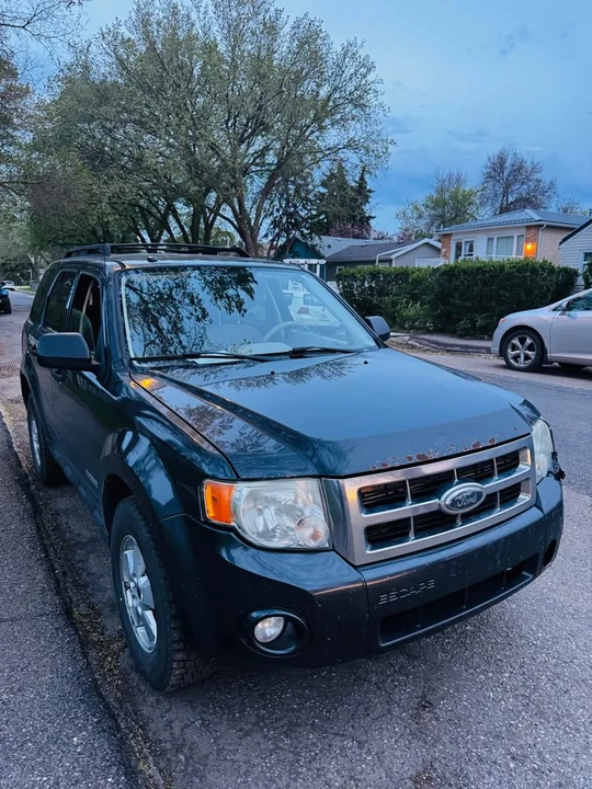 2009 Ford Escape - Image 3 of 10