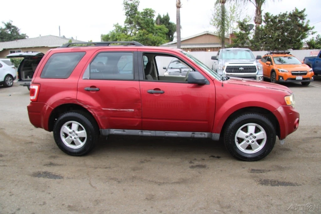 2009 Ford Escape - Image 9 of 21