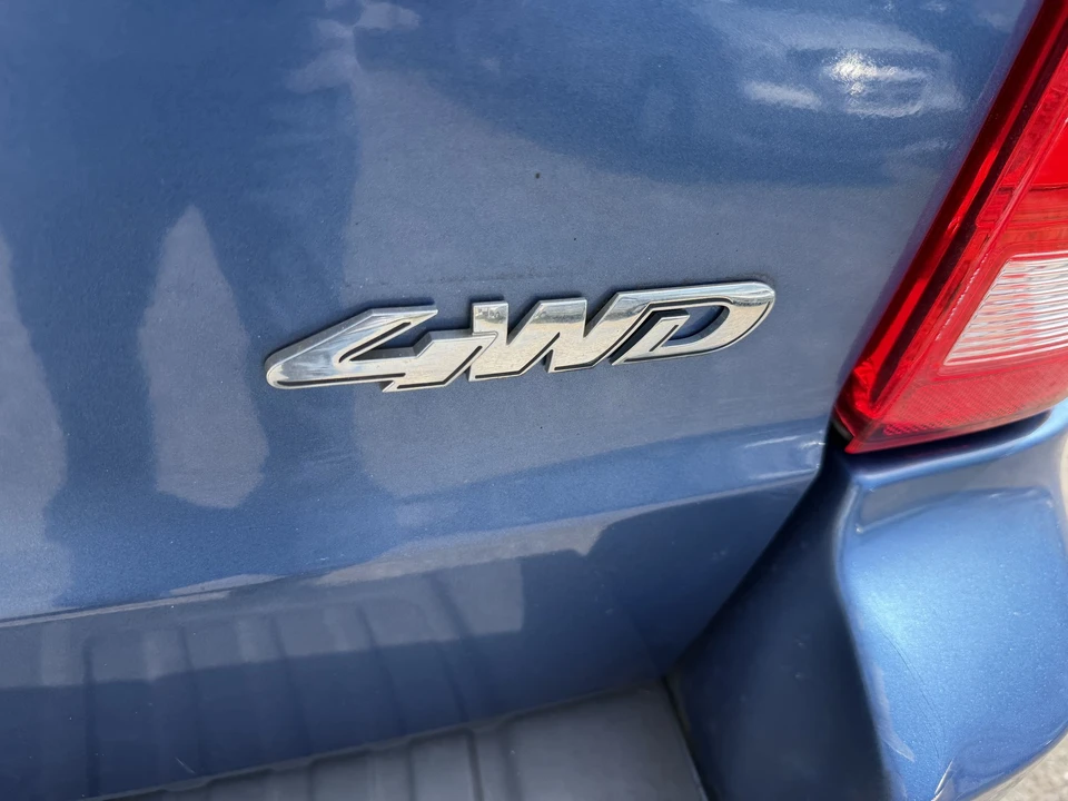 2009 Ford Escape - Image 17 of 21