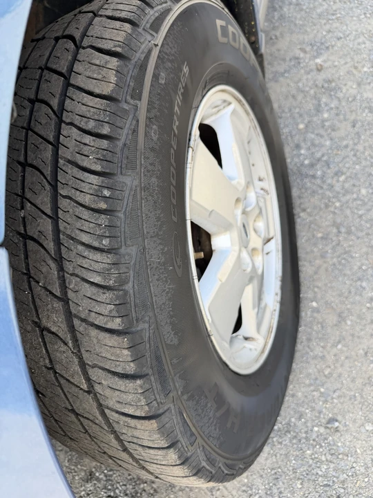 2009 Ford Escape - Image 8 of 21