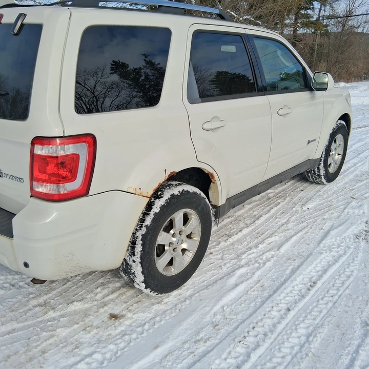 2009 Ford Escape - Image 3 of 18