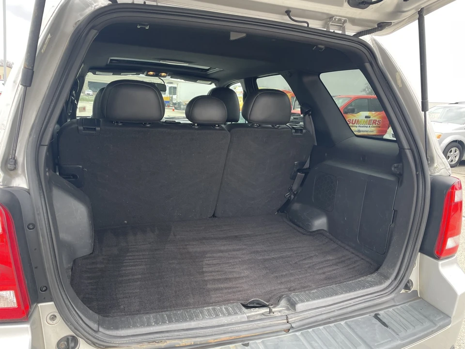 2009 Ford Escape - Image 18 of 21
