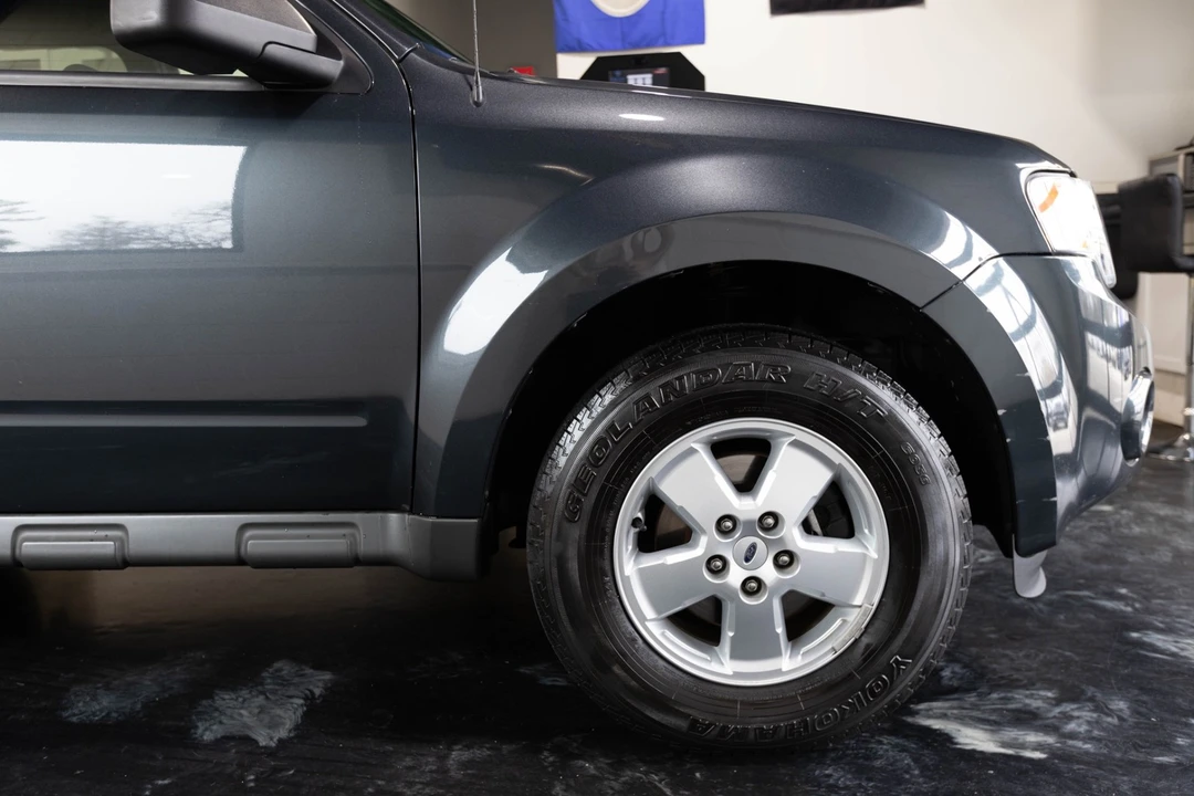 2009 Ford Escape - Image 15 of 21