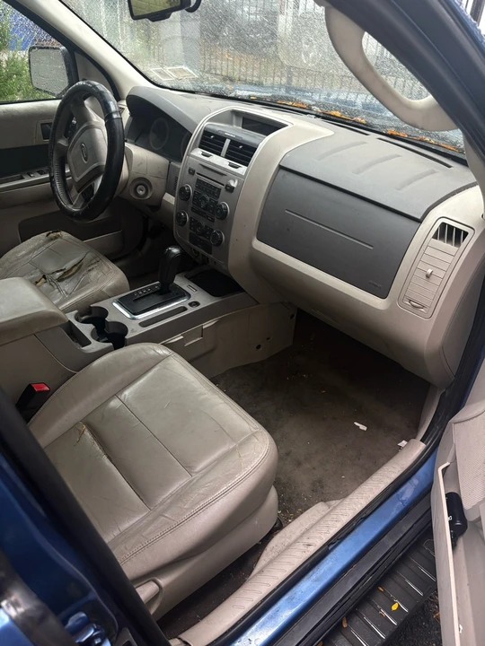 2009 Ford Escape - Image 6 of 7