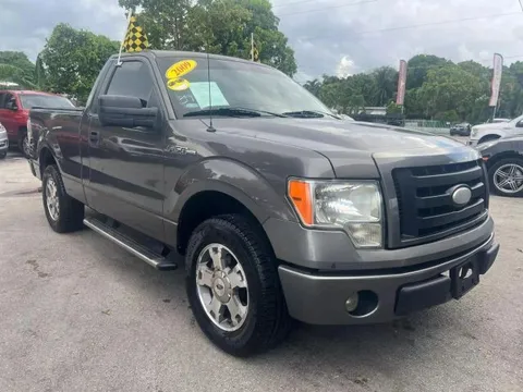 2009 Ford F-150 STX Pickup 2D 6 1/2 ft