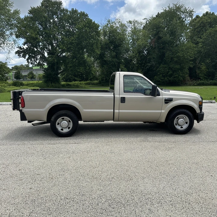 2009 Ford Super Duty 2nd Gen - Image 2 of 12