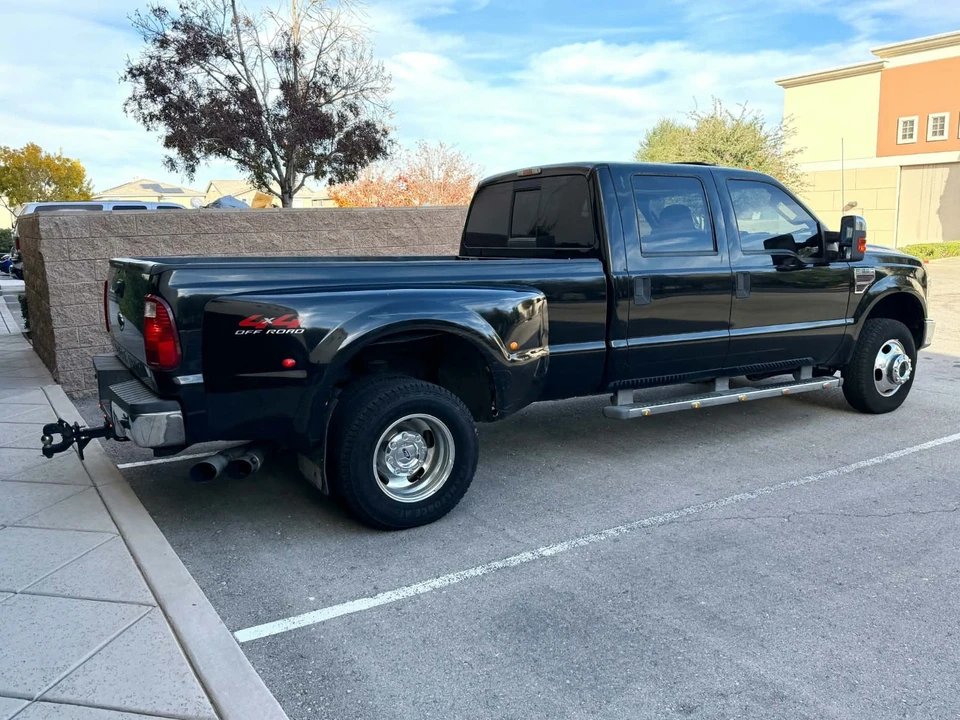 2009 Ford Super Duty 2nd Gen - Image 2 of 16