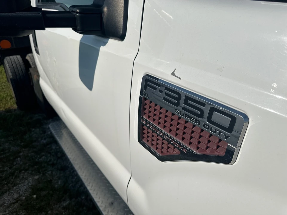2009 Ford Super Duty 2nd Gen - Image 2 of 12