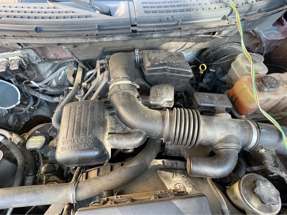 2009 Parts & Memorabilia Engines - Image 4 of 7