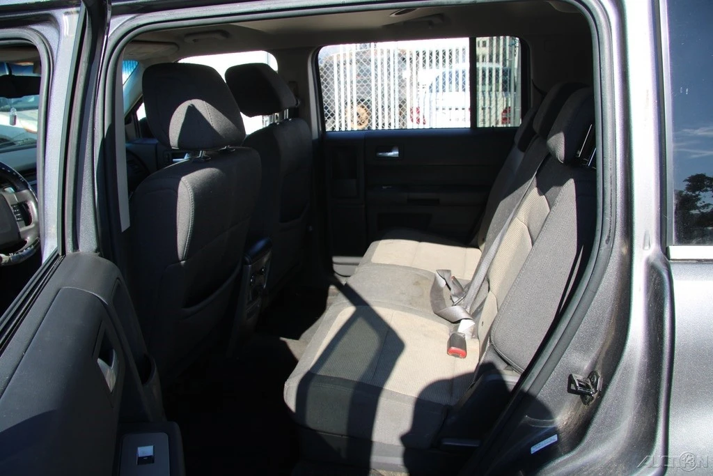 2009 Ford Flex - Image 19 of 21
