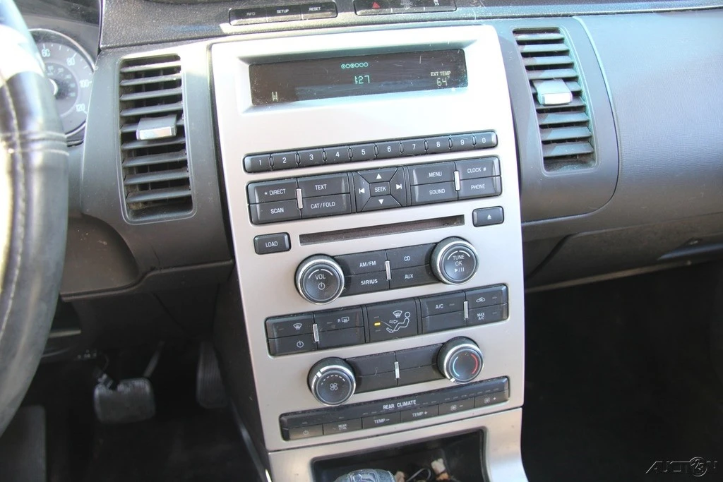 2009 Ford Flex - Image 16 of 21