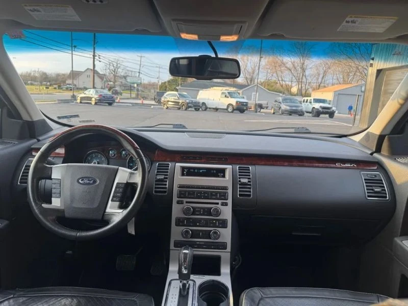 2009 Ford Flex - Image 11 of 12