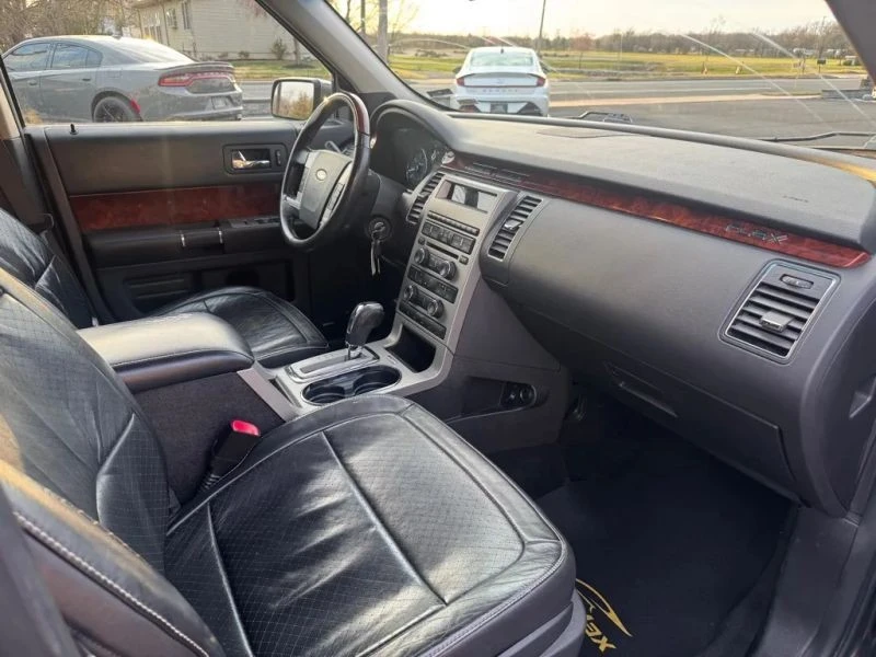 2009 Ford Flex - Image 10 of 12