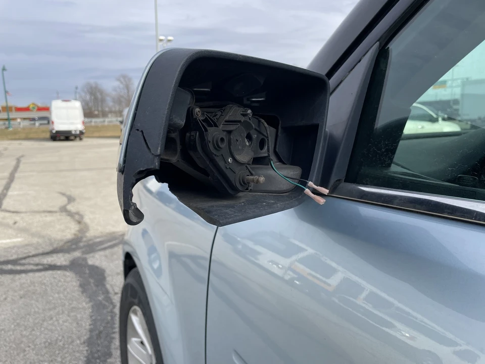 2009 Ford Flex - Image 18 of 21