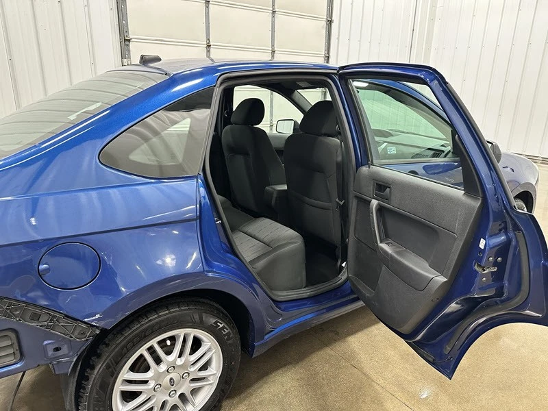 2009 Ford Focus 2nd Gen - Image 12 of 12
