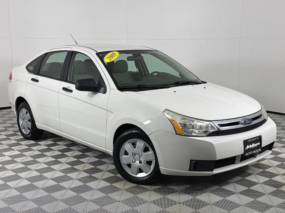 2009 Ford Focus 2nd Gen - Image 2 of 12