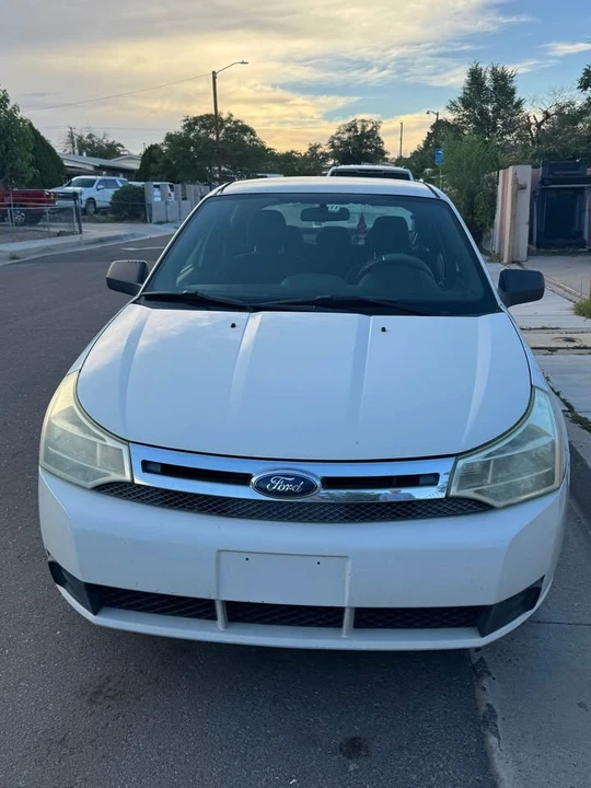 2009 Ford Focus 2nd Gen - Image 2 of 9