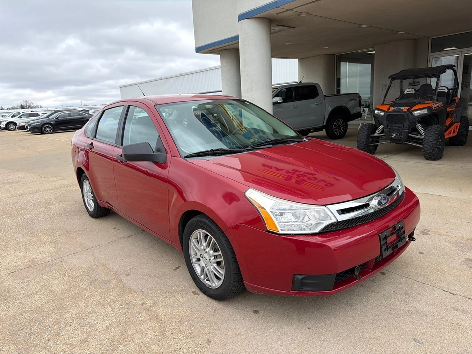 2009 Ford Focus 2nd Gen - Image 2 of 15