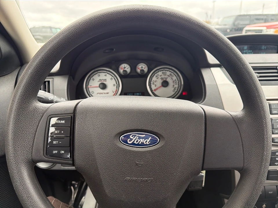 2009 Ford Focus 2nd Gen - Image 12 of 15