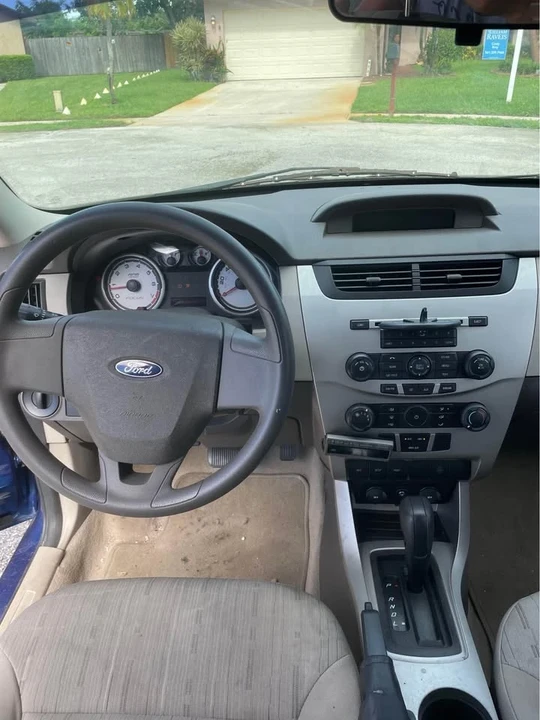 2009 Ford Focus 2nd Gen - Image 8 of 15