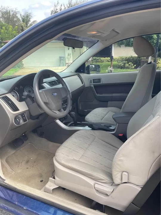 2009 Ford Focus 2nd Gen - Image 11 of 15