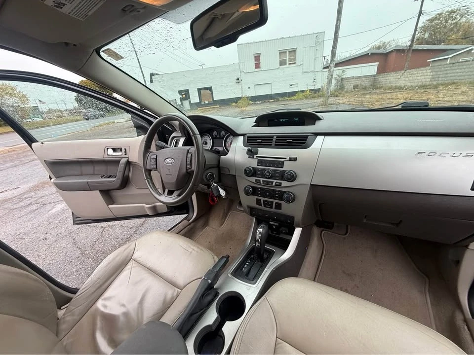 2009 Ford Focus 2nd Gen - Image 5 of 9