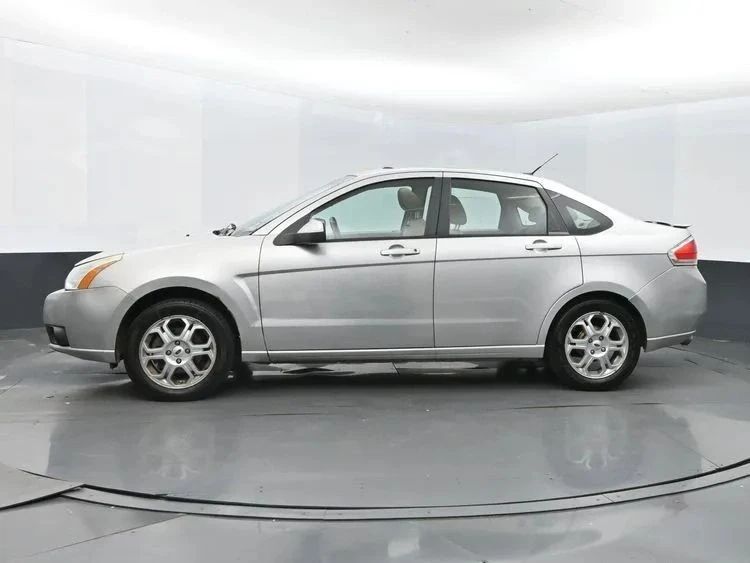 2009 Ford Focus 2nd Gen - Image 5 of 12