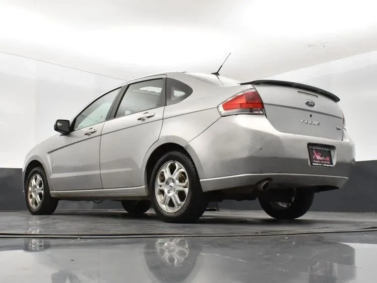 2009 Ford Focus 2nd Gen - Image 12 of 12