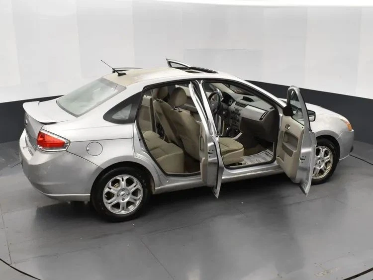 2009 Ford Focus 2nd Gen - Image 6 of 12