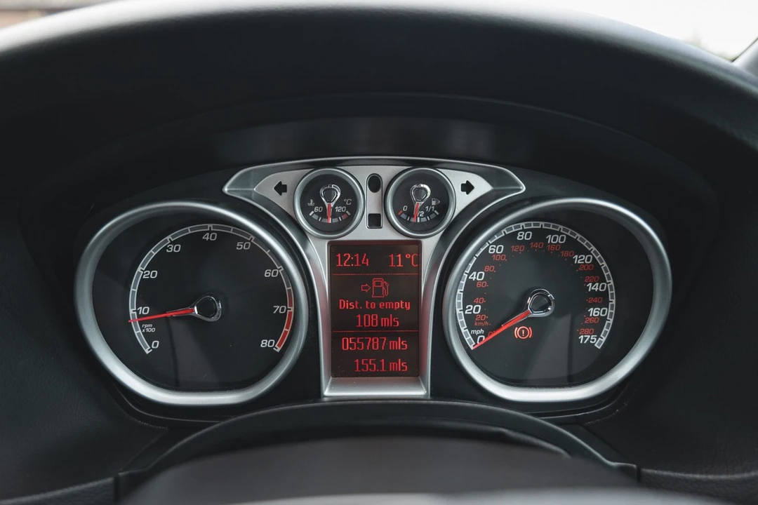 2009 Ford Focus 2nd Gen - Image 26 of 30