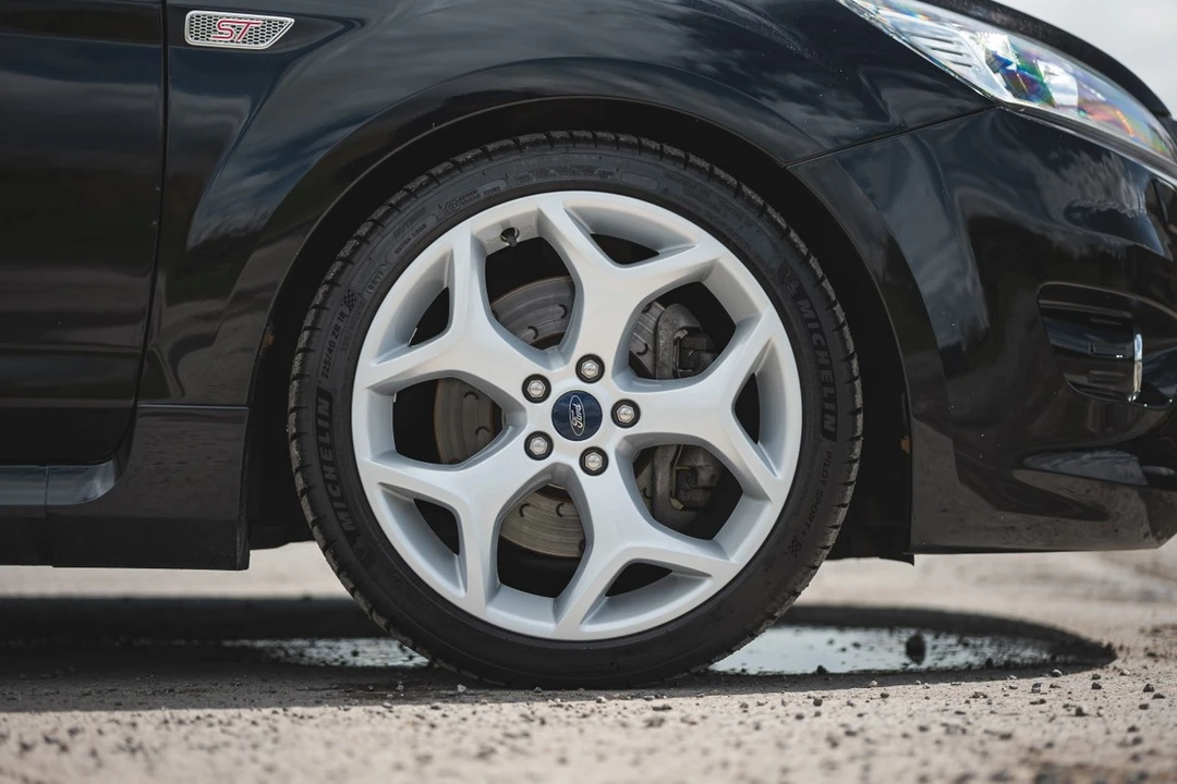 2009 Ford Focus 2nd Gen - Image 16 of 30